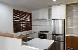 8 Madeira Lane , Grafton