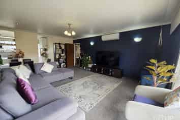 2/67 Coronation Road, Papatoetoe