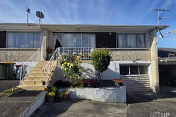 2/67 Coronation Road, Papatoetoe