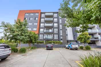 402/57 Mapou Road, Hobsonville