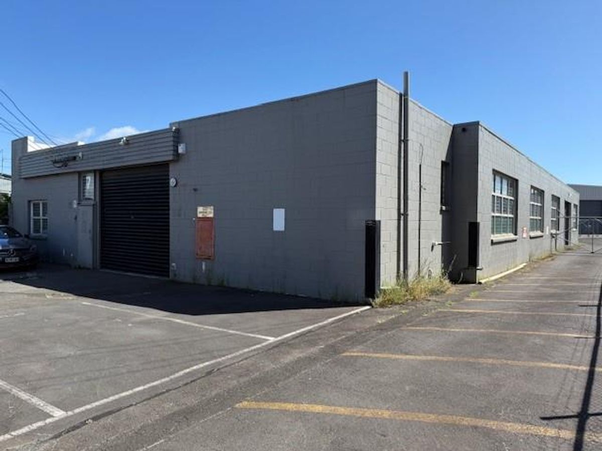 High-Profile Kitson Warehouse