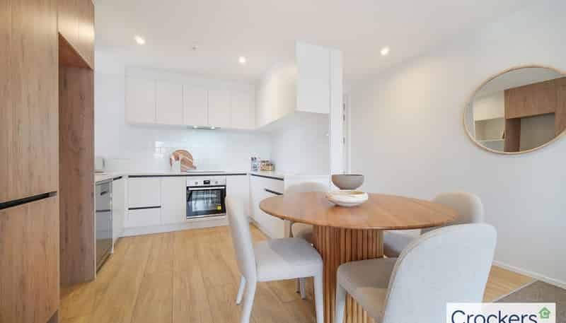 10/6 Treasure Lane, Te Atatu South