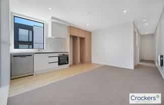 9/5 Treasure Lane, Te Atatu South