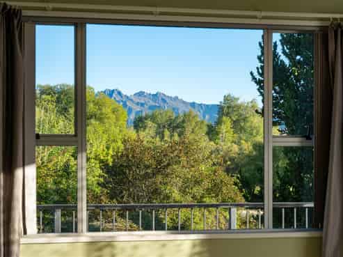 63 Kingston Street, Albert Town