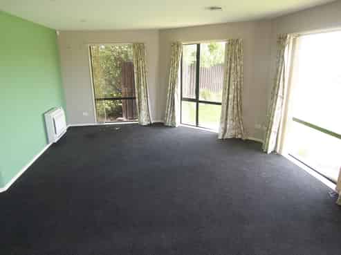 32 Shearwater Drive, Woolston