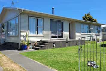 39 Plunket Street, Tamatea