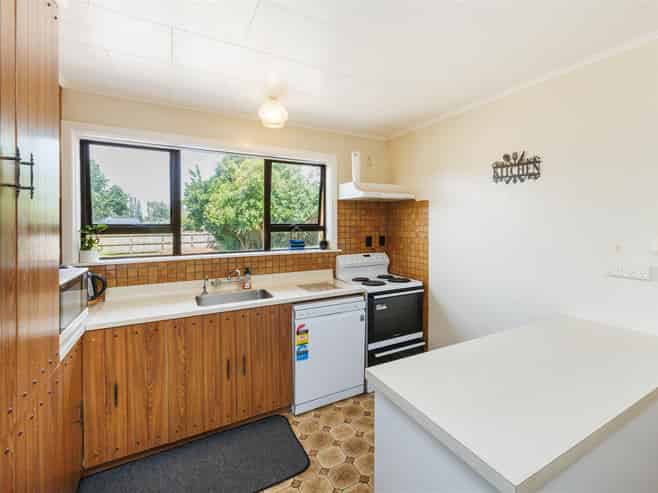  2 Oaklea Avenue, Marton