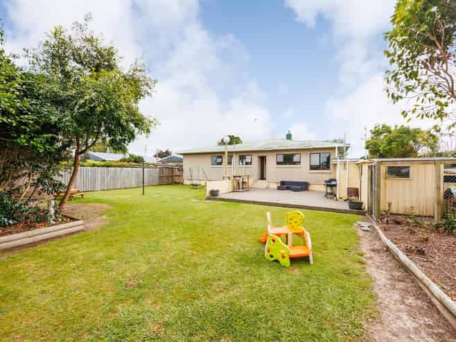  2 Oaklea Avenue, Marton