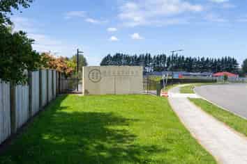  20 Rayner Lane, Marton