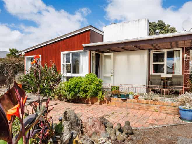  37 Follett Street, Marton