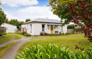  4 Bond Street, Marton