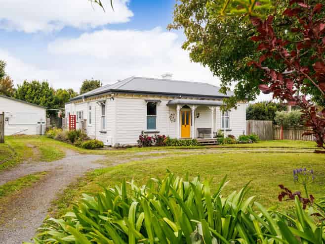  4 Bond Street, Marton