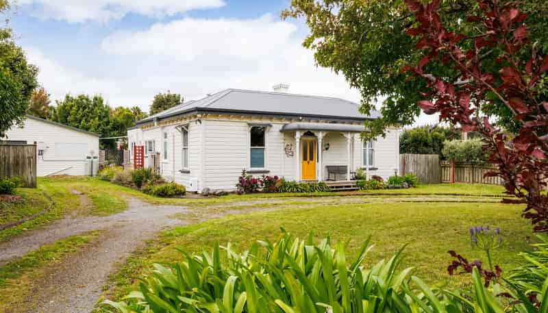  4 Bond Street, Marton