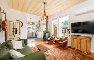  4 Bond Street, Marton