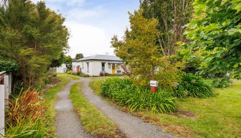  4 Bond Street, Marton