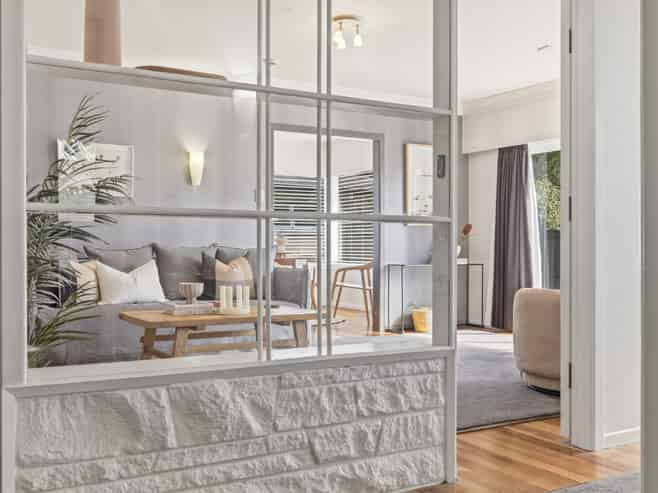 720A River Road, Chartwell