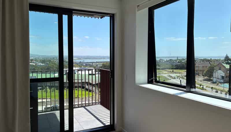 502/2B Te Ara Taurapa, Point Chevalier