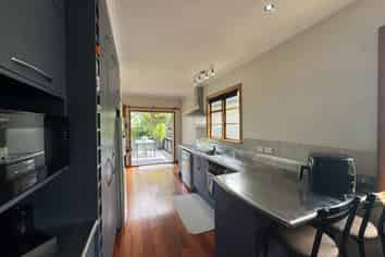 9  Durham Cres, Palmerston North Central