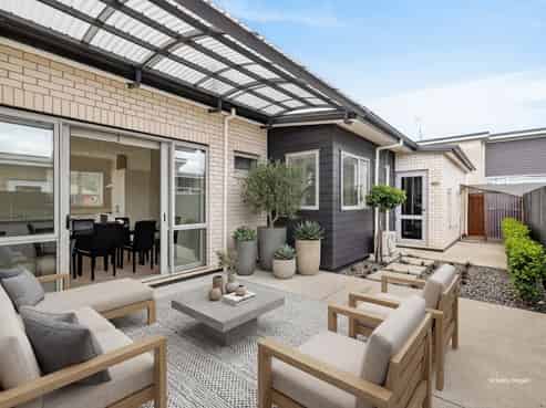 1 Lanyard Street, Pyes Pa