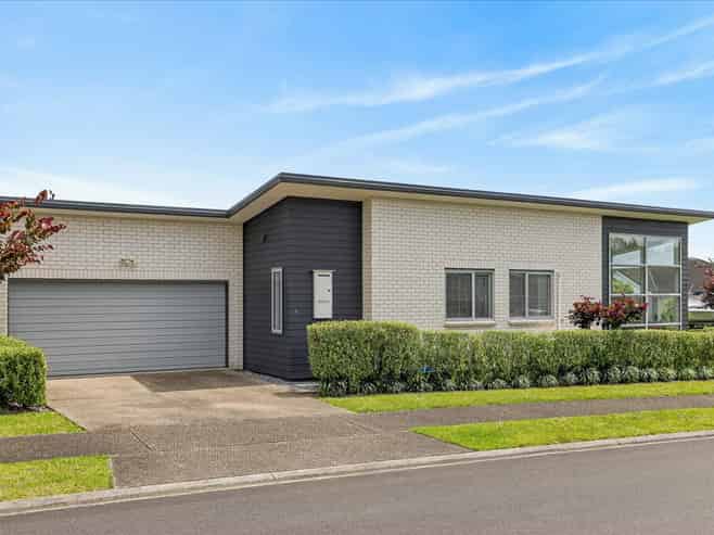 1 Lanyard Street, Pyes Pa