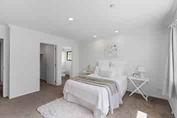 6 Central Park, Paraparaumu Beach