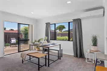 6 Central Park, Paraparaumu Beach
