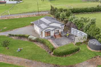 16 Mt Biggs Road, Halcombe