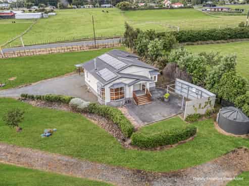 16 Mount Biggs Road, Halcombe