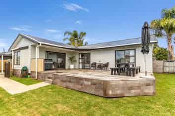 135B Robinson Road, Whitianga