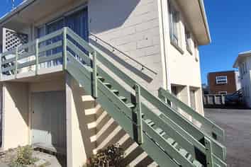 7/154 Onepu Road, Lyall Bay