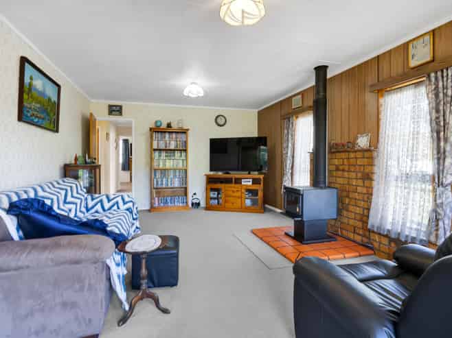 18 Shaldon Crescent, Blagdon