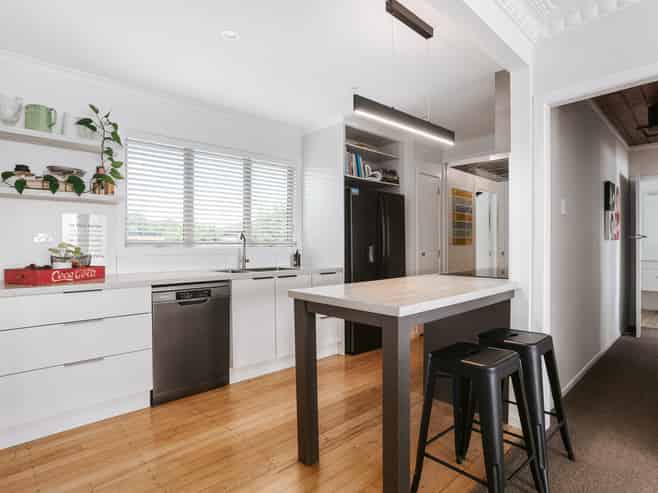 306 Omokoroa Road, Omokoroa