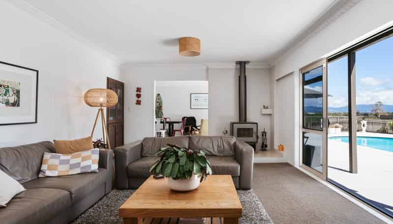 306 Omokoroa Road, Omokoroa