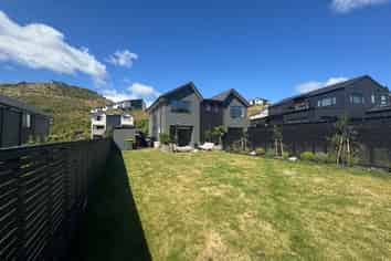 8 Holystone Road, Whitby