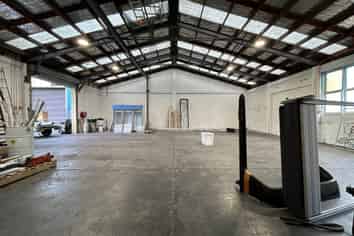 Basic Workshop with Offices & Car Parking