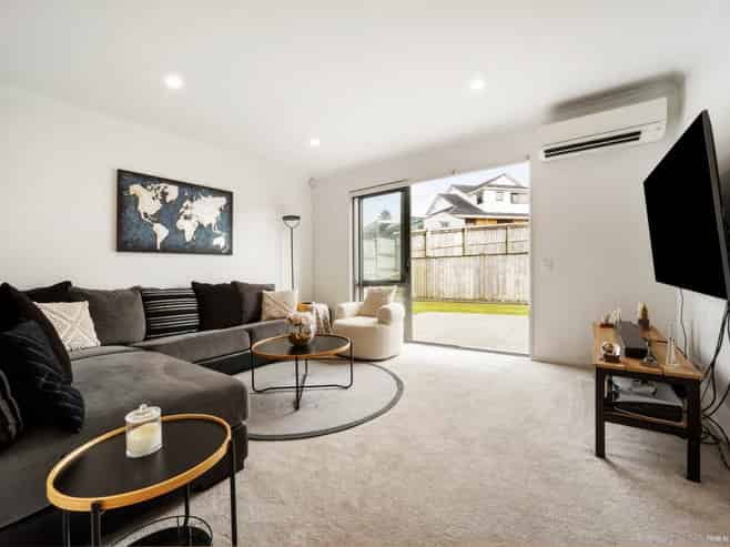 16 William Wallbank Crescent, Swanson