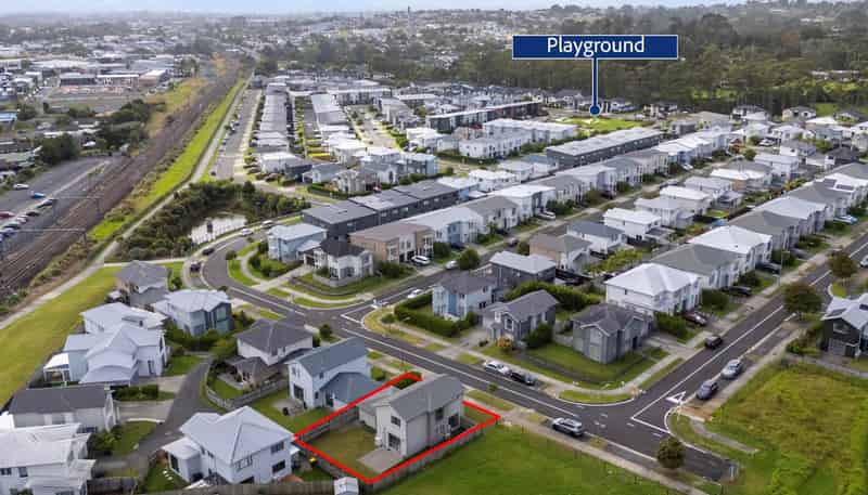 16 William Wallbank Crescent, Swanson