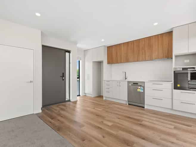 5/33 Russell street, Linwood