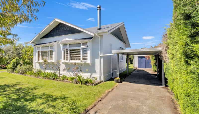 13 Ross Street, Marton