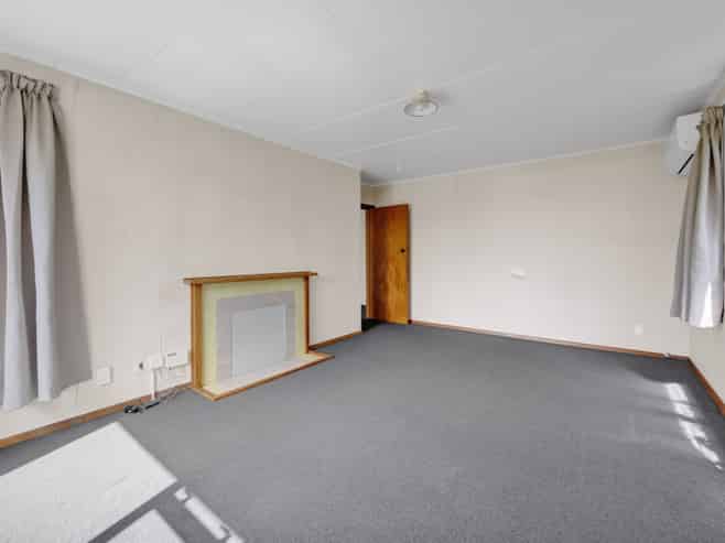 97 Brecon Road, Stratford