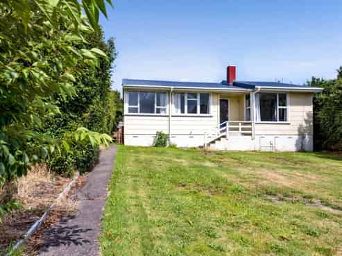 97 Brecon Road, Stratford