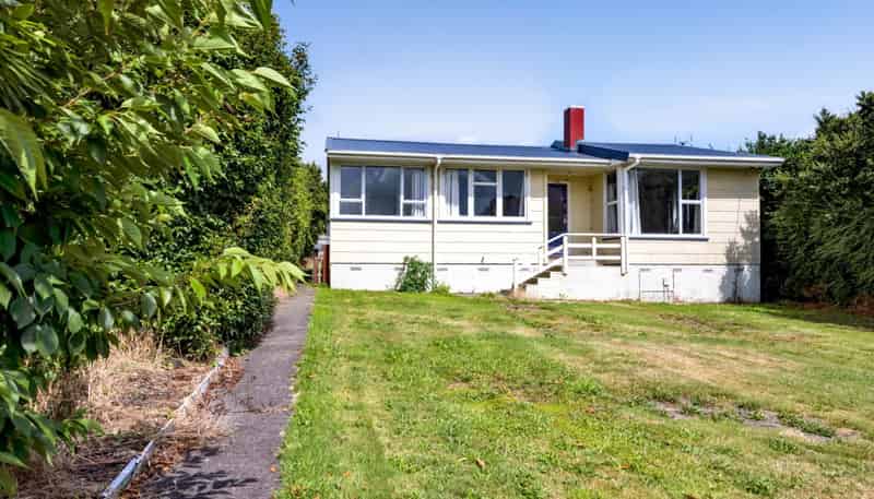 97 Brecon Road, Stratford