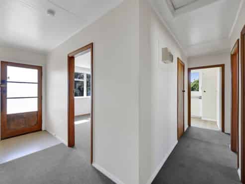 97 Brecon Road, Stratford