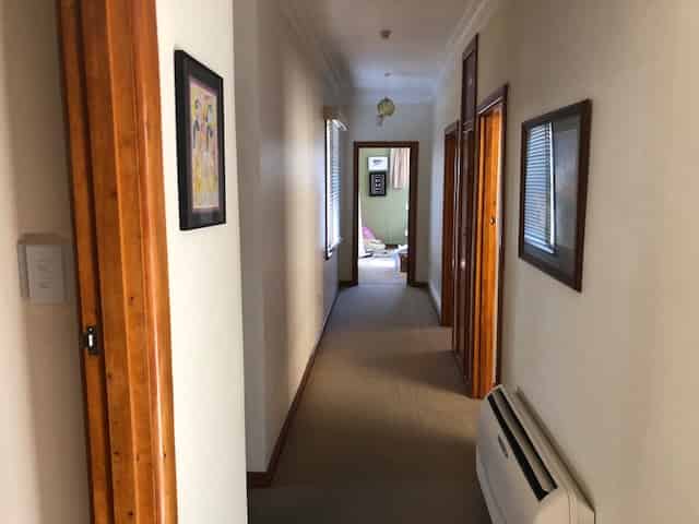 1104 Williams Street, Mahora