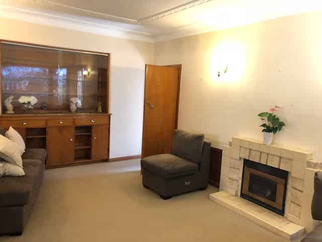 1104 Williams Street, Mahora