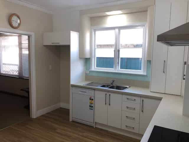 1104 Williams Street, Mahora