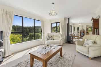 10 Joseph Banks Drive, Whitby