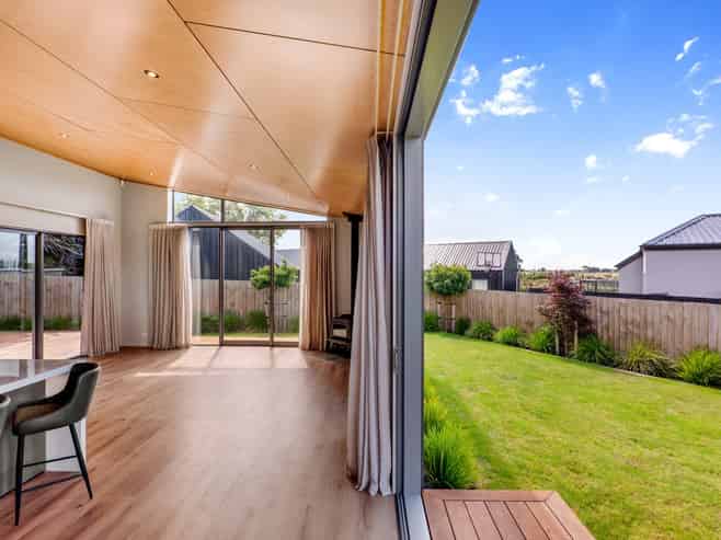 13 Barnfields Close, Kennedys Bush