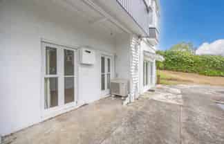 1 Buckley Road, Epsom