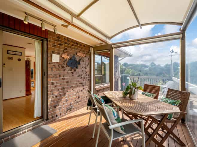 2/13 Coronation Road, Hillcrest